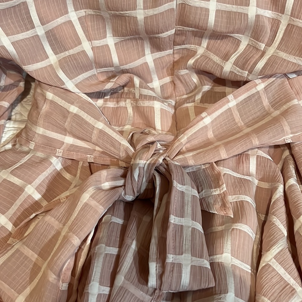 Blithe long sleeve romper, size‎ medium - image 10